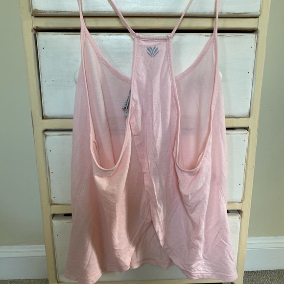Pink flowy open back tank top forever 21 xs - Picture 2 of 3